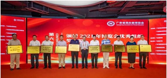 https://pics1.baidu.com/feed/810a19d8bc3eb135bfce605a8280b4dafc1f4469.jpeg?token=a77101c96e9420d657bbd42f582b1241